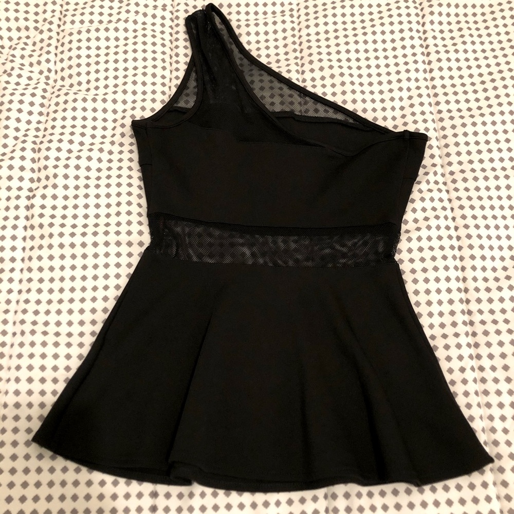 Guess Top - Picture 3 of 10